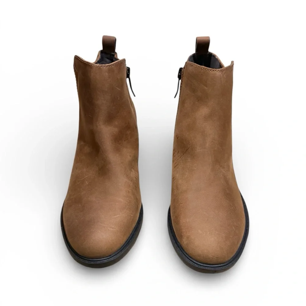 NWOB! Easy Spirit Ankle Booties Size 7M Brown Leather Side Zip Comfort Boot